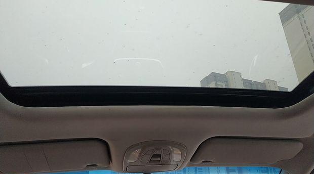 五菱宏光s3后转向灯的拆卸与安装（五菱宏光s3后转向灯的维修指南）-第1张图片-好赞用车