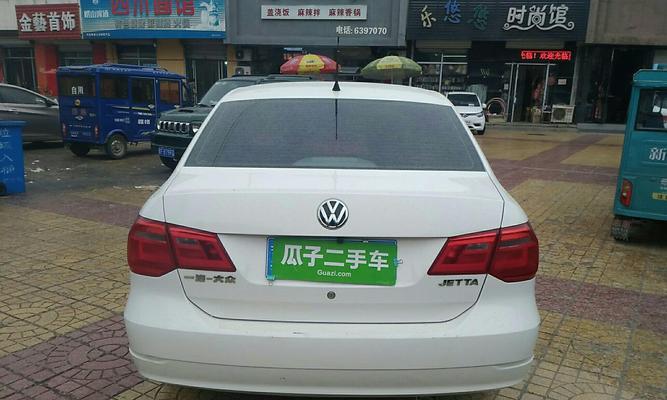 大众捷达右转向灯闪烁的原因及解决方法（探索大众捷达右转向灯闪烁的问题）-第3张图片-好赞用车