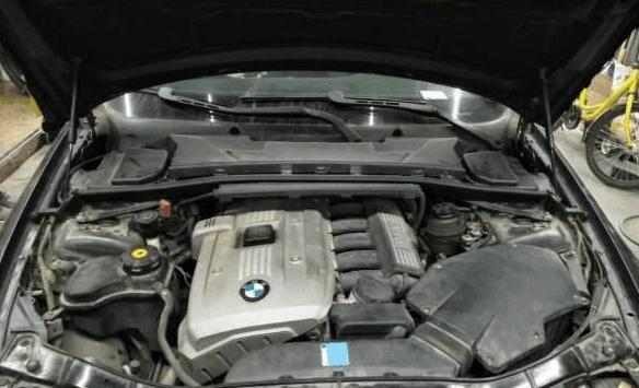 奔驰E350车烧机油问题解析（探讨烧机油现象背后的原因和解决办法）-第2张图片-好赞用车
