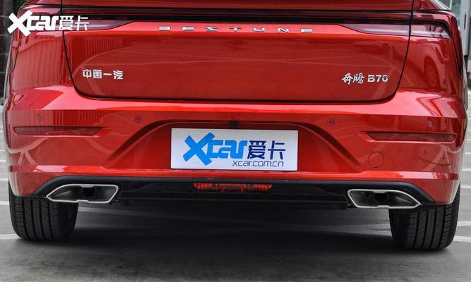奔腾B70智享型转向灯，让驾驶更安全更便捷（高性能LED转向灯提升行车安全）-第3张图片-好赞用车