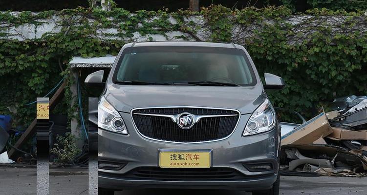 全方位解析2013款别克GL8豪华商务车的参数配置（深入剖析别克GL8的豪华配置与实用性能）-第1张图片-好赞用车