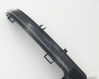 详细指导和步骤，让你轻松完成转向灯灯泡的更换（详细指导和步骤）-第1张图片-好赞用车