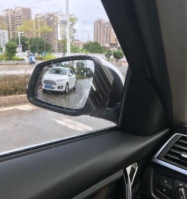 如何关闭特斯拉同时亮起的左右转向灯与车窗（解决特斯拉左右转向灯同时亮起的问题并实现车窗的关闭）-第2张图片-好赞用车
