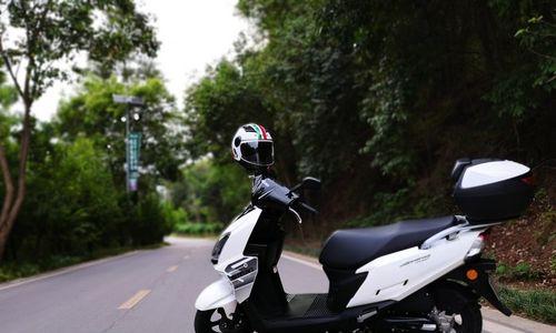 铃木UY125T参数及价格详解（一起了解铃木UY125T的配置和市场价格）-第2张图片-好赞用车