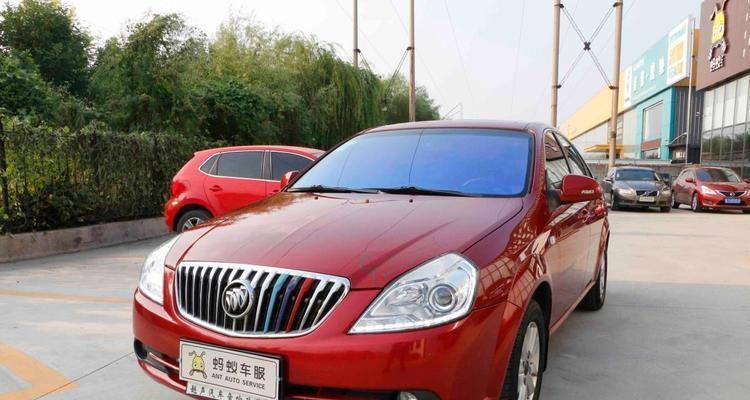 别克凯越2012款——性能出众的豪华轿车（全面解析别克凯越2012款）-第3张图片-好赞用车