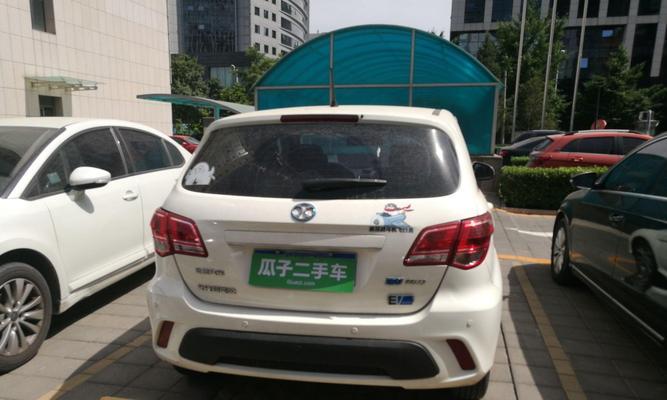 北汽新能源EV160刹车灯的设计与功能分析-第1张图片-好赞用车