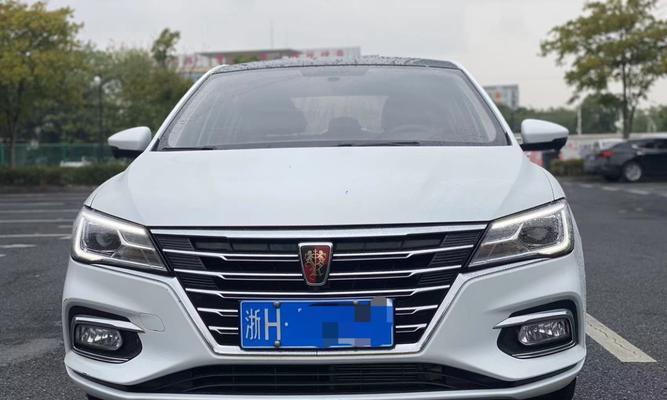 荣威i5前转向灯型号是什么？更换时需要注意哪些问题？-第1张图片-好赞用车