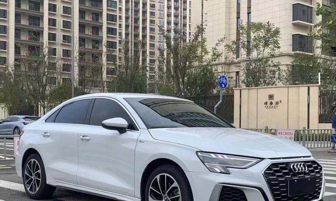 2021款奥迪A4L参数有哪些？购买时需要注意哪些常见问题？-第1张图片-好赞用车