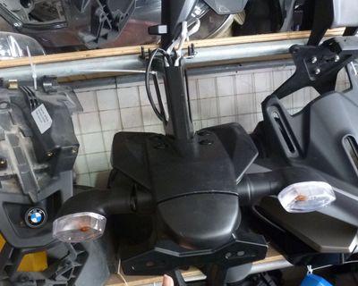 宝马水鸟转向灯更换教程？需要哪些工具和步骤？-第3张图片-好赞用车