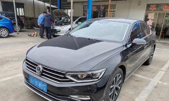 大众迈腾330转向灯更换方法及价格表？-第1张图片-好赞用车