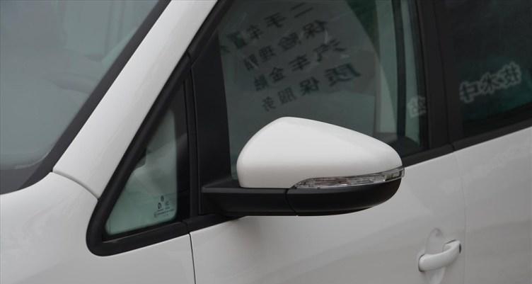 大众途安后视镜上转向灯暗亮怎么办？如何检查和更换？-第3张图片-好赞用车