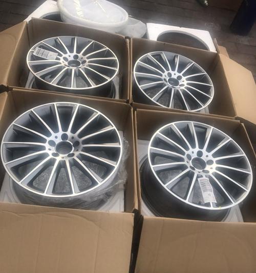 奔驰c300轮胎型号是什么？如何选择合适的轮胎？-第3张图片-好赞用车