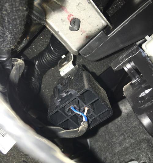 起亚左转向灯杆操作方法是什么？常见故障如何解决？-第2张图片-好赞用车
