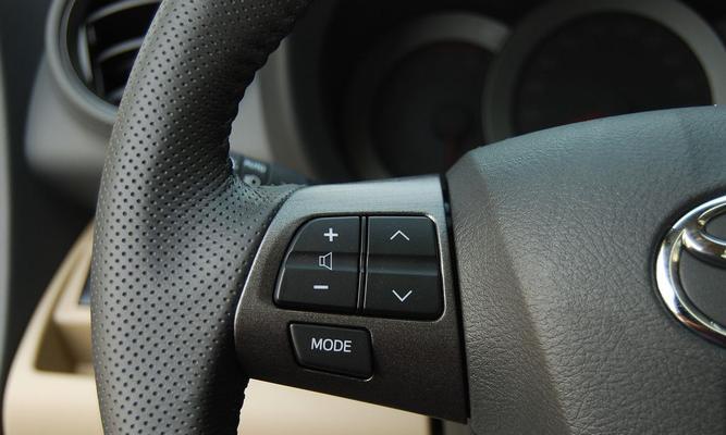 老款丰田rav4全景影像转向灯线怎么更换？常见问题有哪些？-第2张图片-好赞用车