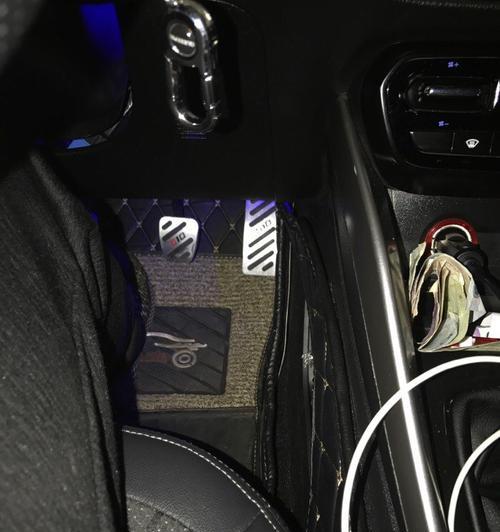 宝骏530后流水转向灯拆卸方法是什么？拆卸过程中需要注意哪些问题？-第1张图片-好赞用车