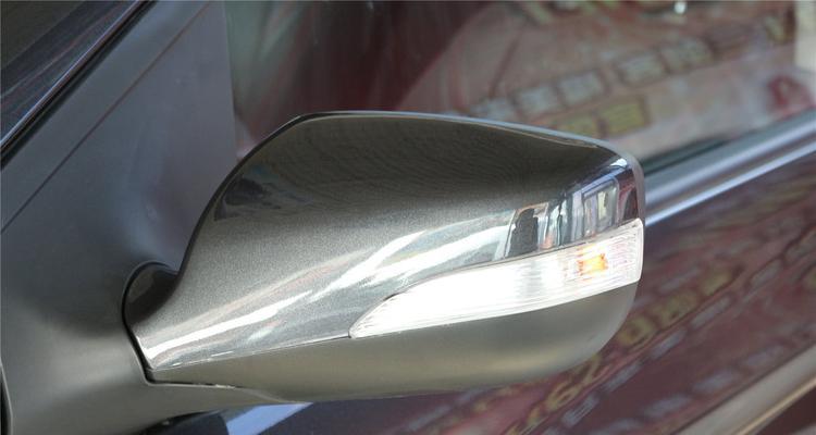海马m3反光镜转向灯更换教程？需要哪些工具和步骤？-第2张图片-好赞用车