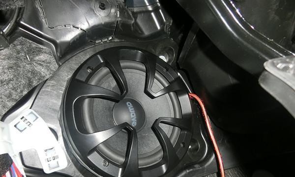 奔驰C200车型的空调、喇叭、雨刮和转向灯功能详解（奔驰C200车型空调）-第3张图片-好赞用车