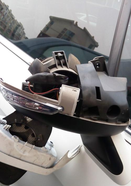 如何更换标致308前转向灯灯泡（简单教程帮你轻松搞定前转向灯灯泡更换）-第2张图片-好赞用车
