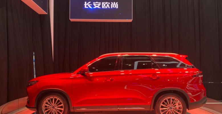 长安欧尚X7Plus引领炫酷转向灯效果潮流（揭秘长安欧尚X7Plus独特转向灯设计与技术）-第2张图片-好赞用车