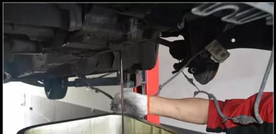 别克gl825s变速箱油更换周期是多久？如何检查油质？-第2张图片-好赞用车