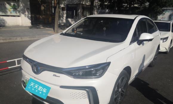 北汽eu5转向灯型号是什么？如何更换？-第2张图片-好赞用车