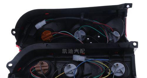长安之星面包车转向灯灯泡型号解析（长安之星面包车转向灯灯泡的选择及替换方法）-第1张图片-好赞用车