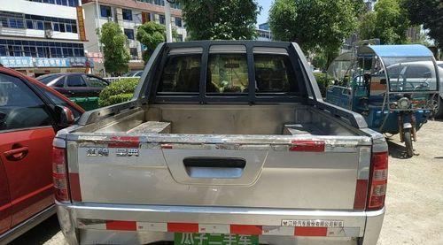 江铃宝典转向灯不亮怎么办？常见故障及解决方法是什么？-第1张图片-好赞用车