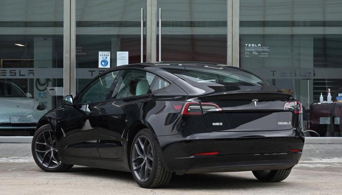 特斯拉model3刹车灯效果如何？常见问题有哪些？-第3张图片-好赞用车