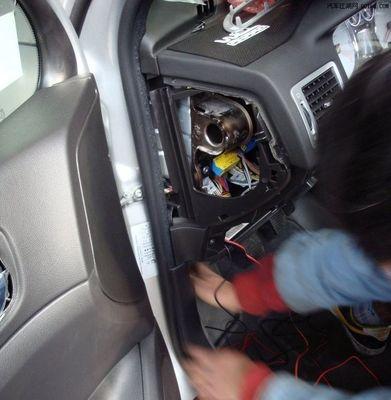 标致307转向灯问题：后面不亮前面亮怎么办？-第2张图片-好赞用车