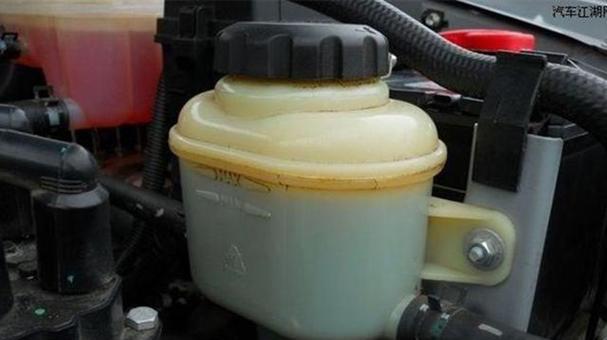 汽车刹车油多久更换一次？更换周期和注意事项是什么？-第2张图片-好赞用车