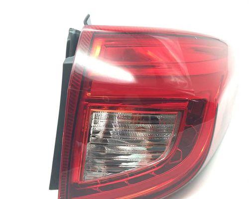 解决比亚迪F3R转向灯闪太快的问题（调整转向器速度）-第1张图片-好赞用车