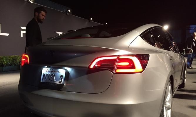 特斯拉动能回收刹车灯亮（以创新科技为核心）-第3张图片-好赞用车