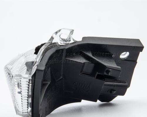 丰田凯美瑞前转向灯拆装方法是什么？需要哪些工具？-第3张图片-好赞用车