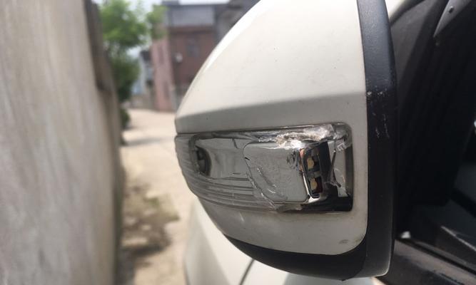 比亚迪转向灯解析——质量、操作和安全的关键（探索比亚迪转向灯的技术革新和驾驶体验）-第3张图片-好赞用车