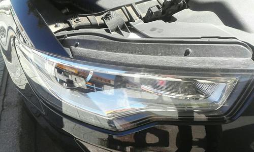 揭秘2014奥迪A6L转向灯下面的神秘按钮（探索驾驶乐趣的新秘密）-第3张图片-好赞用车