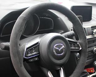 探讨马自达CX-5的方向盘转向灯的功能与作用（解析马自达CX-5方向盘转向灯的设计和技术）-第1张图片-好赞用车