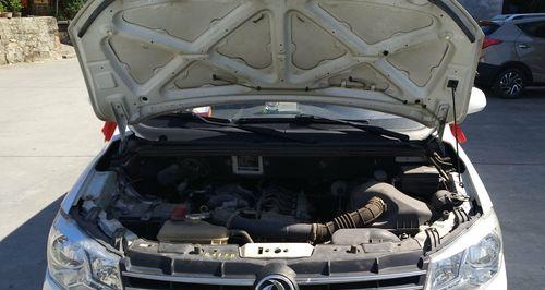 东风风光330转向灯继电器的功能与故障排查（深入了解转向灯继电器）-第1张图片-好赞用车