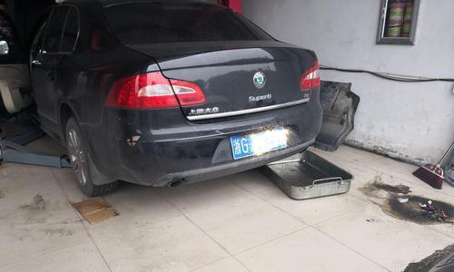 大众车烧机油加特耐磨（探索大众车烧机油问题的原因和解决方法）-第1张图片-好赞用车