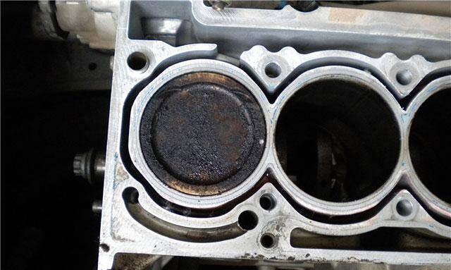 大众车烧机油加特耐磨（探索大众车烧机油问题的原因和解决方法）-第2张图片-好赞用车