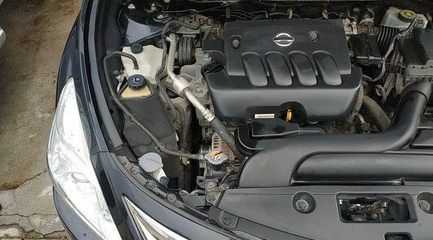 揭秘东风日产天籁刹车灯开关之谜（寻找刹车灯开关的隐藏地）-第2张图片-好赞用车