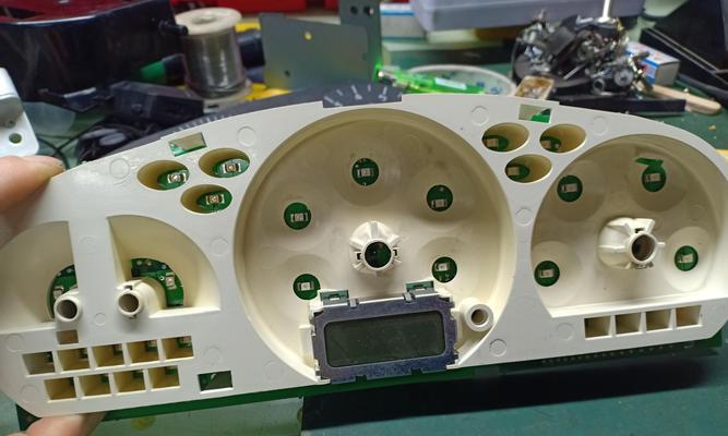 如何拆下特斯拉刹车灯行程开关(简单步骤教你拆卸特斯拉刹车灯行程开关)-第1张图片-好赞用车 如何拆下特斯拉刹车灯行程开关(简单步骤教你拆卸特斯拉刹车灯行程开关)-第1张图片-好赞用车