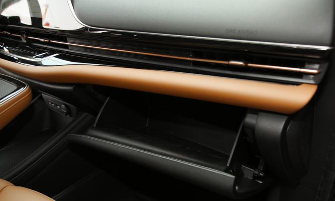 广汽新能源2019款炫530（颠覆传统）-第1张图片-好赞用车