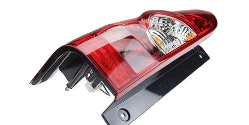 福田五菱小卡转向灯更换教程（轻松学会更换福田五菱小卡转向灯）-第2张图片-好赞用车