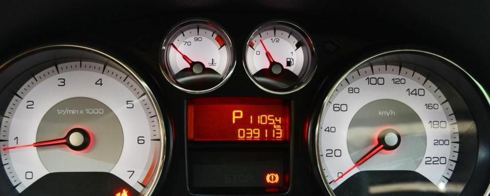 标致308转向灯开关怎么拆解？拆解步骤和注意事项是什么？-第1张图片-好赞用车