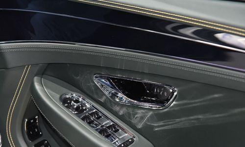 宾利欧陆敞篷版转向灯更换指南（轻松学会更换宾利欧陆敞篷版转向灯）-第1张图片-好赞用车