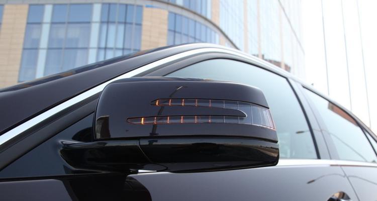 奔驰转向灯怎么安装？安装教程步骤详解？-第1张图片-好赞用车