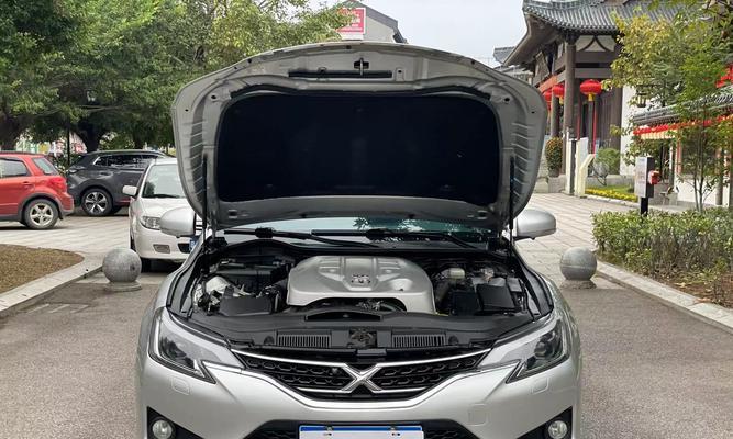 丰田锐志龙鳞转向灯拆卸方法是什么？拆卸过程中需要注意什么？-第3张图片-好赞用车