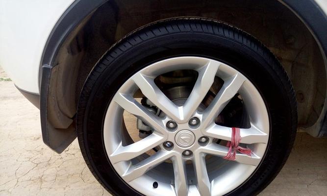 2014长安CS35轮胎规格型号解析(探究长安CS35轮胎规格型号的关键性能和优势)-第1张图片-好赞用车 2014长安CS35轮胎规格型号解析(探究长安CS35轮胎规格型号的关键性能和优势)-第1张图片-好赞用车