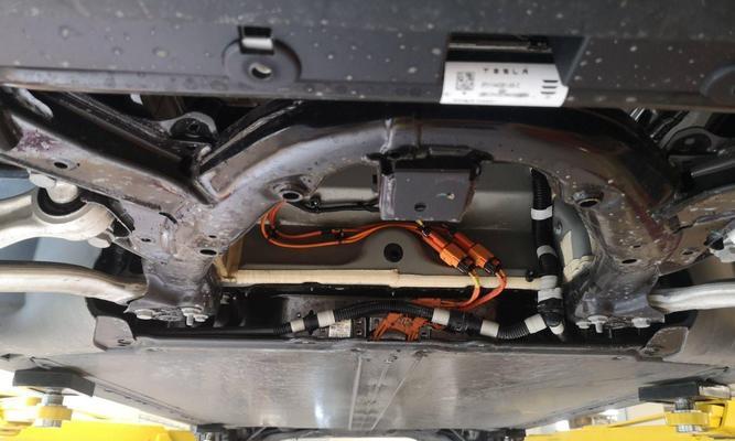 特斯拉刹车灯检查方法是什么？如何确保刹车灯正常工作？-第3张图片-好赞用车