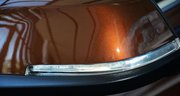 宝马右转向灯不亮了怎么办？如何快速检查和修复？-第2张图片-好赞用车